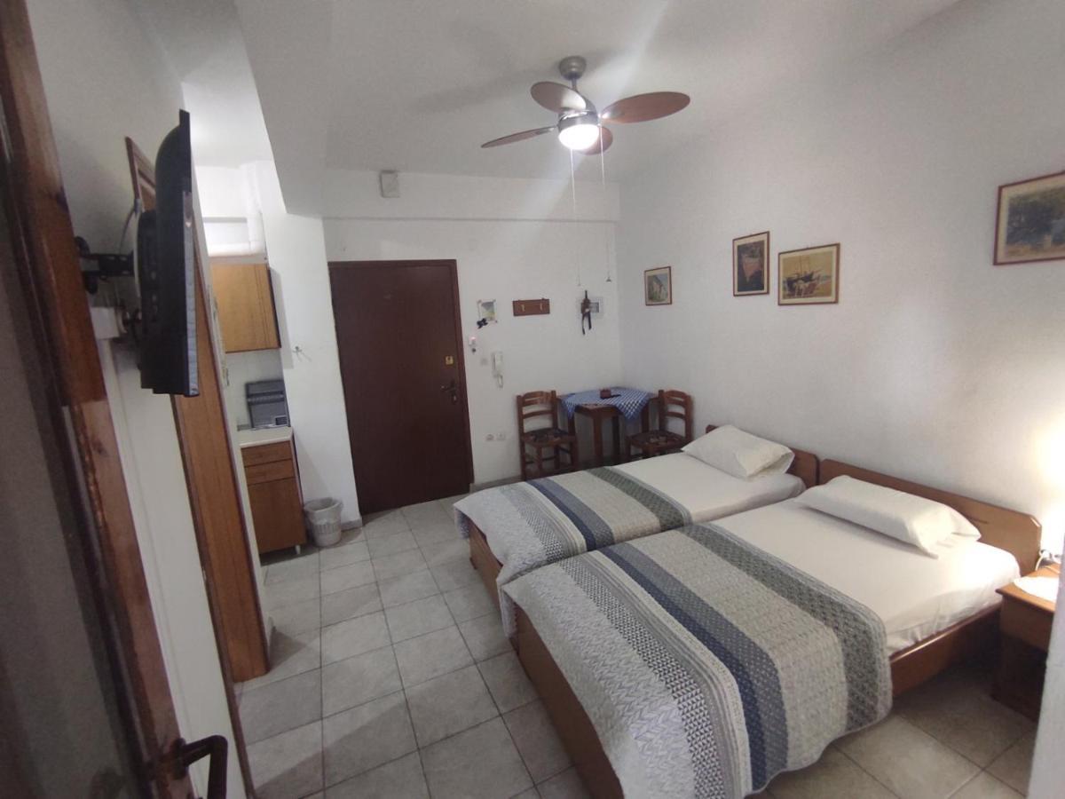 Peristerianos Apartments Неа-Скиони Экстерьер фото